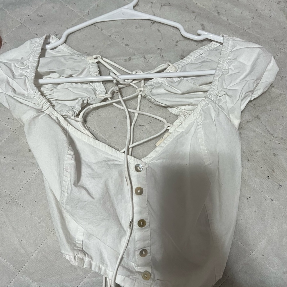 Discovery White blouse